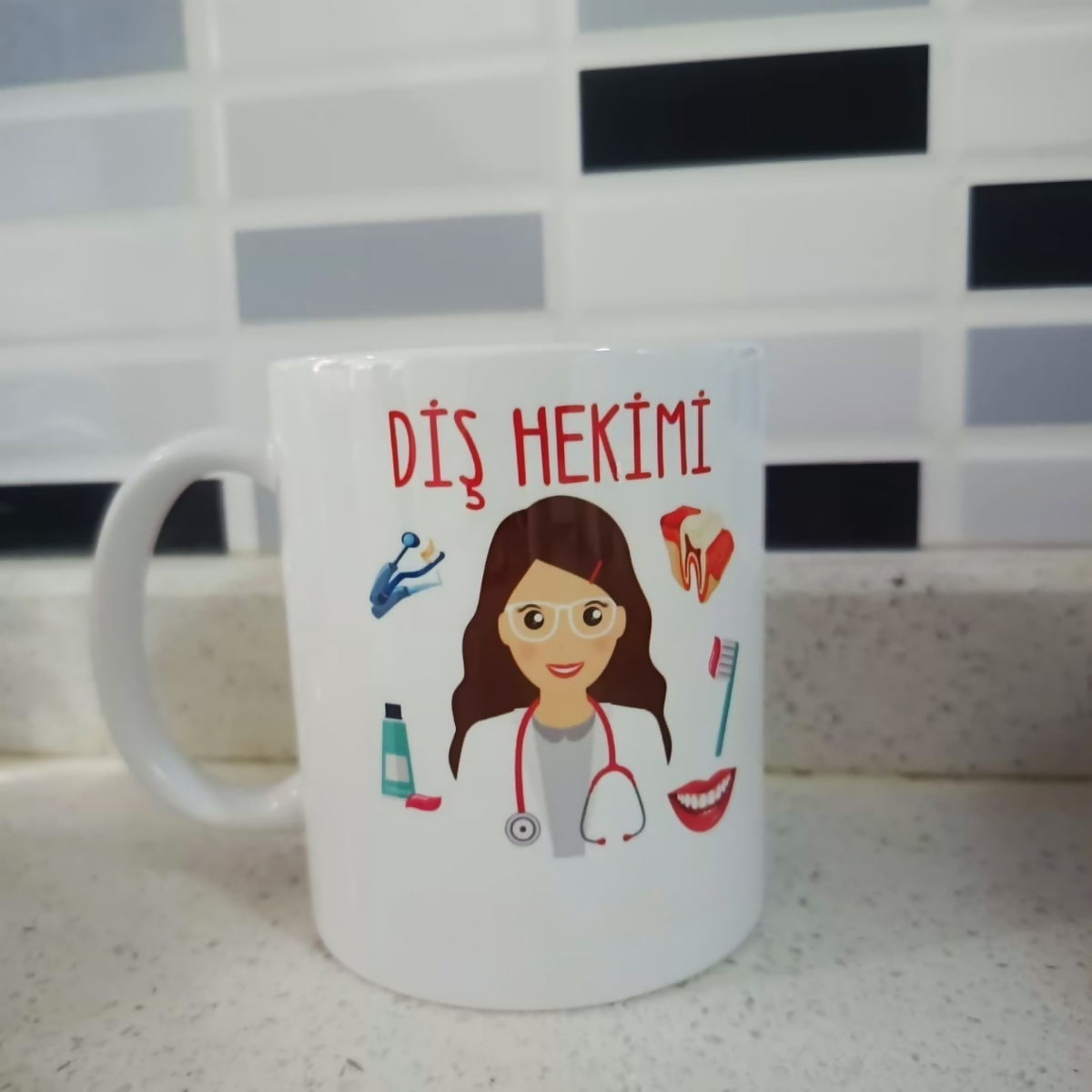 Kişiye Özel Fotoğraflı Kupa Bardak | Resmini Yükle, Sana Özel Üretelim | 1 Alana 1 Bedava + Ücretsiz Kargo